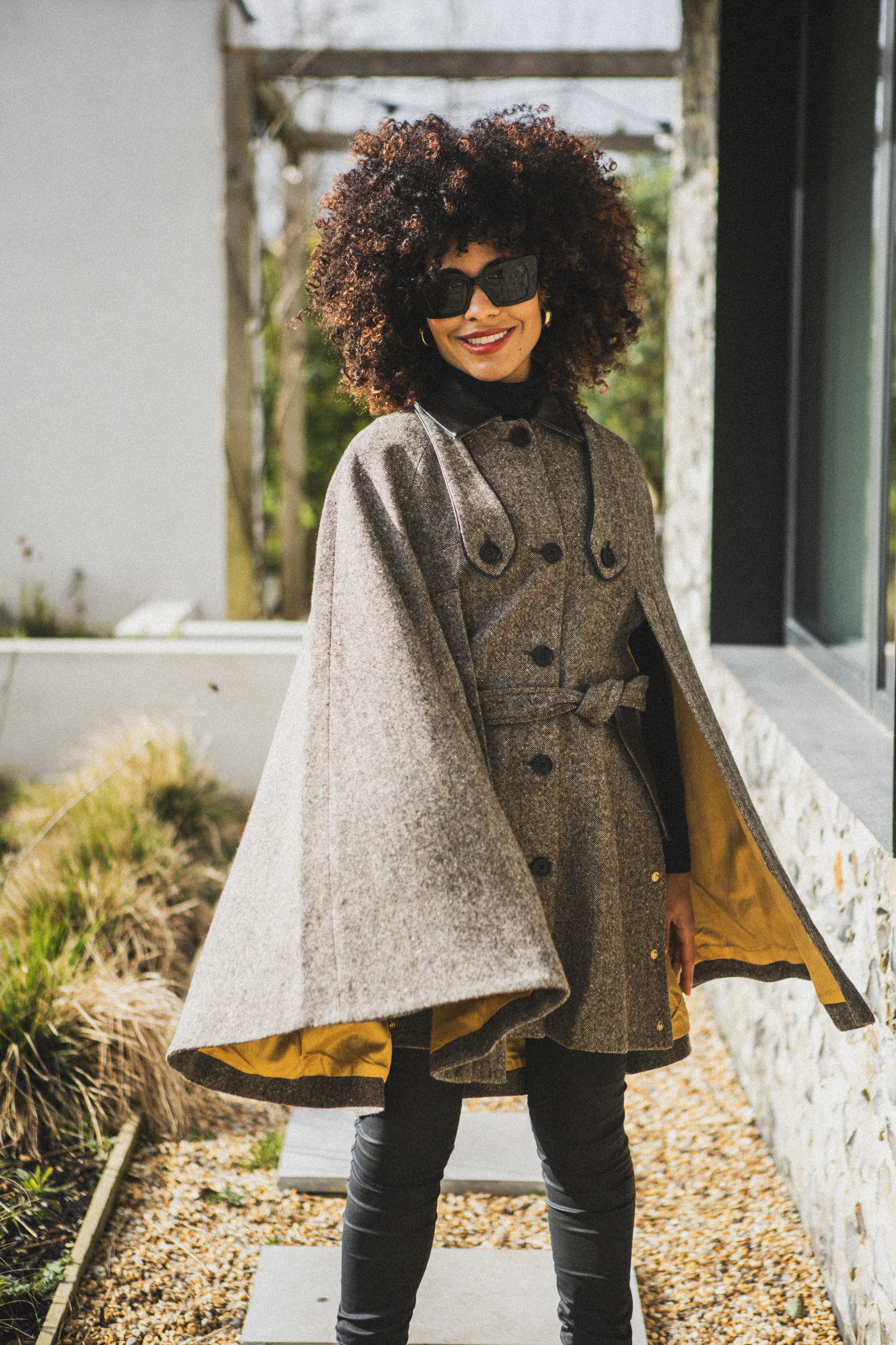 Donegal Tweed Cape – Hamilton Hatt