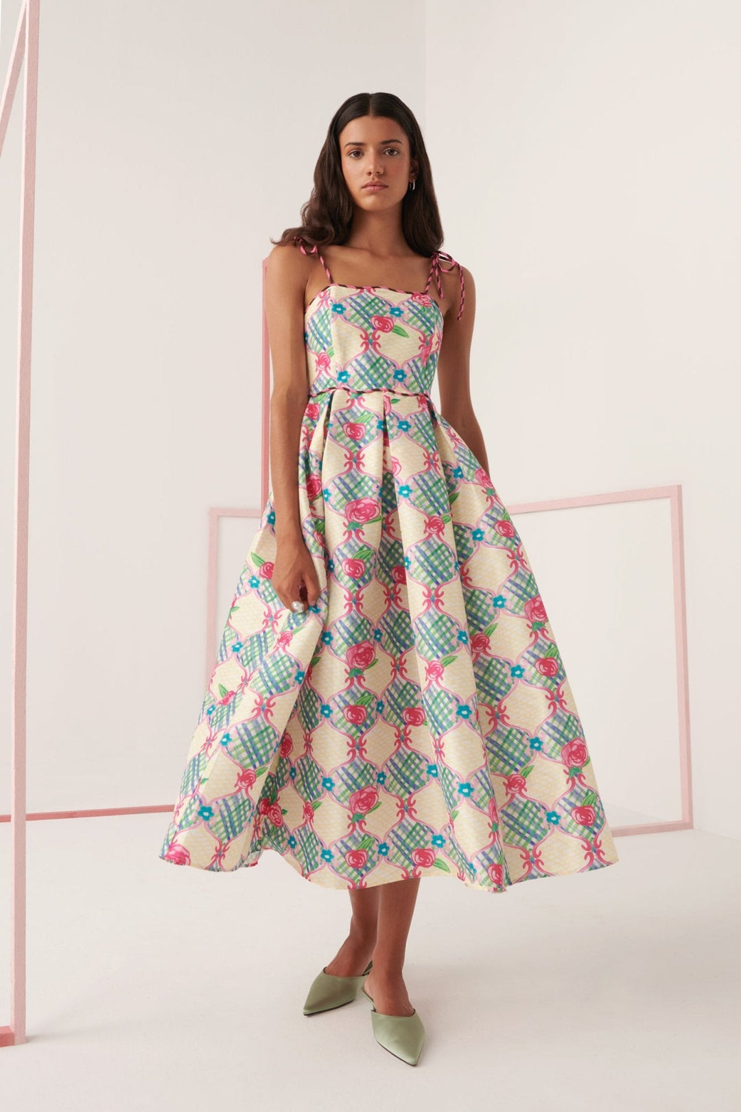 Hamilton Hatt | Women's Elegant Dresses: Ruffles, Pleats & Pintucks Hamilton Hatt | Women's Elegant Dresses: Ruffles, Pleats & Pintucks