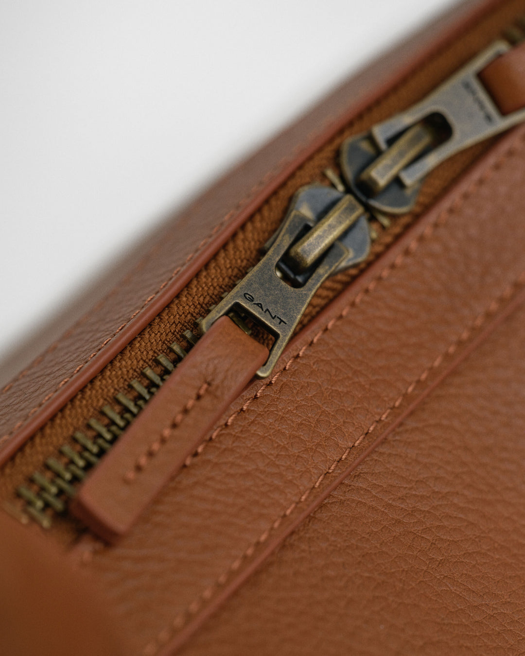 GANT Leather Duffel Bag, Cognac